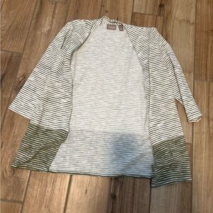 Chico's cardigan size 0